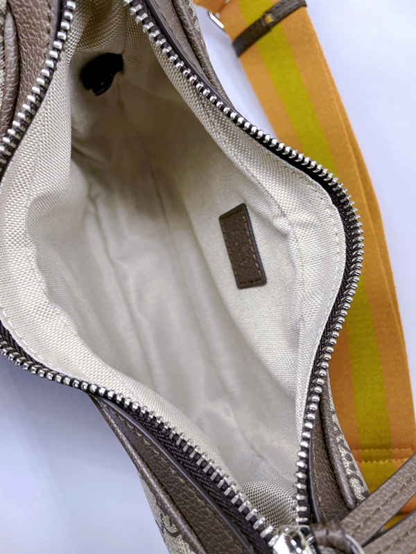 激安グッチバッグコピー着用イメージ